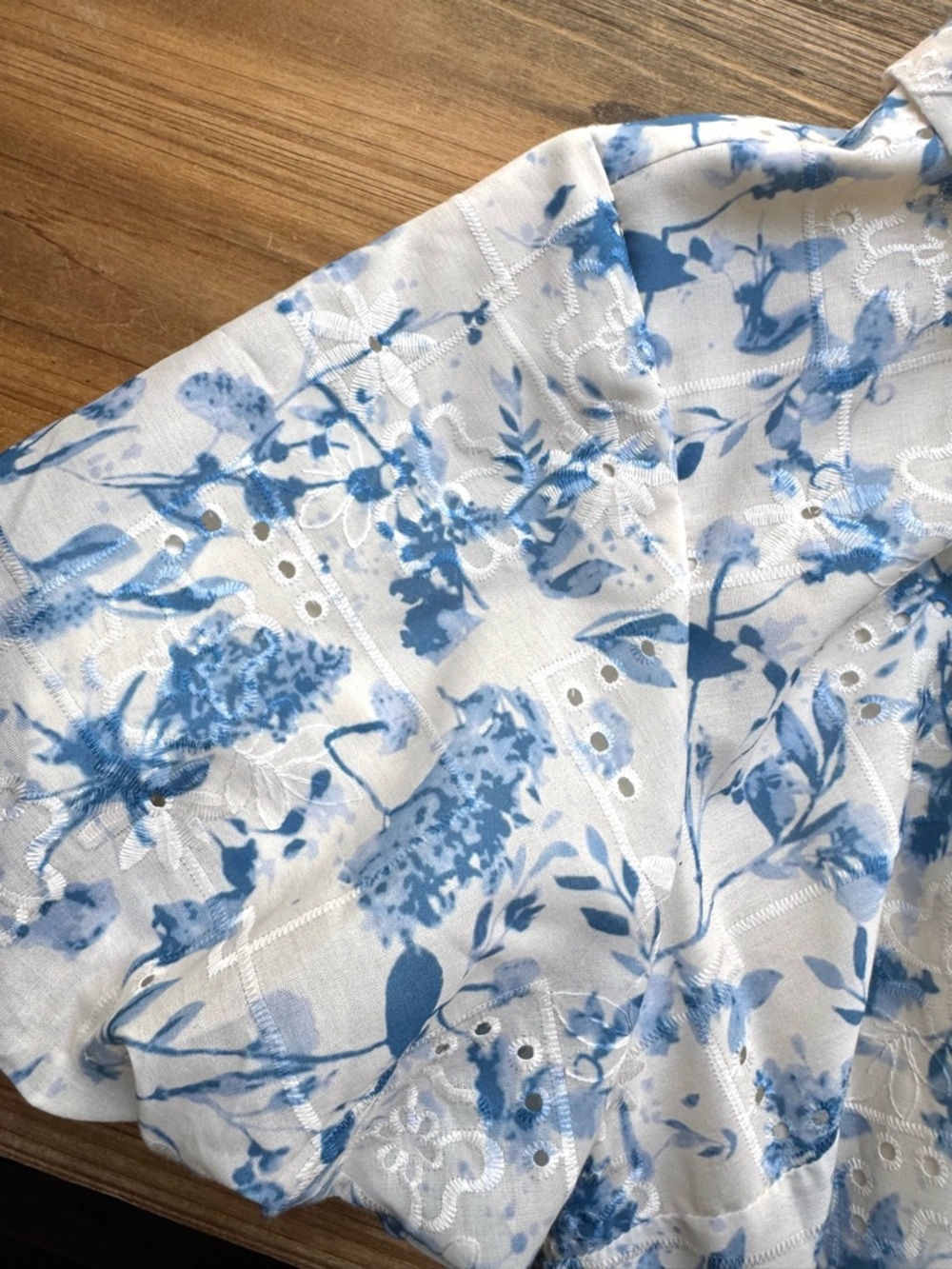 Sam Edelman Eyelet Dress 8 - Picture 4 of 9